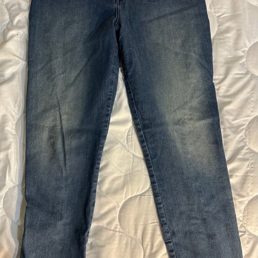 NYDJ Jeans Size 8 Inseam 27 inches